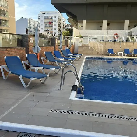 Holidays2fuengirola Studio Front Promenade & Pool فوينخيرولا