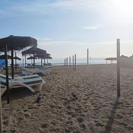 Holidays2fuengirola Studio Front Promenade & Pool شقة